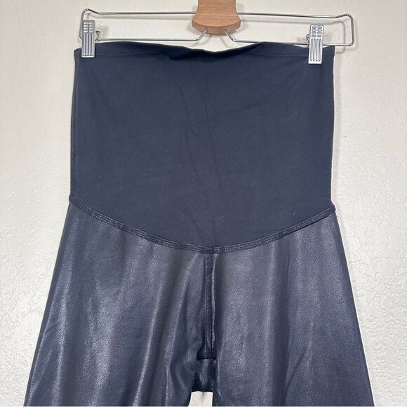 Beyond the Bump Coated Maternity Leggings in Black Size S - Picture 5 of 13